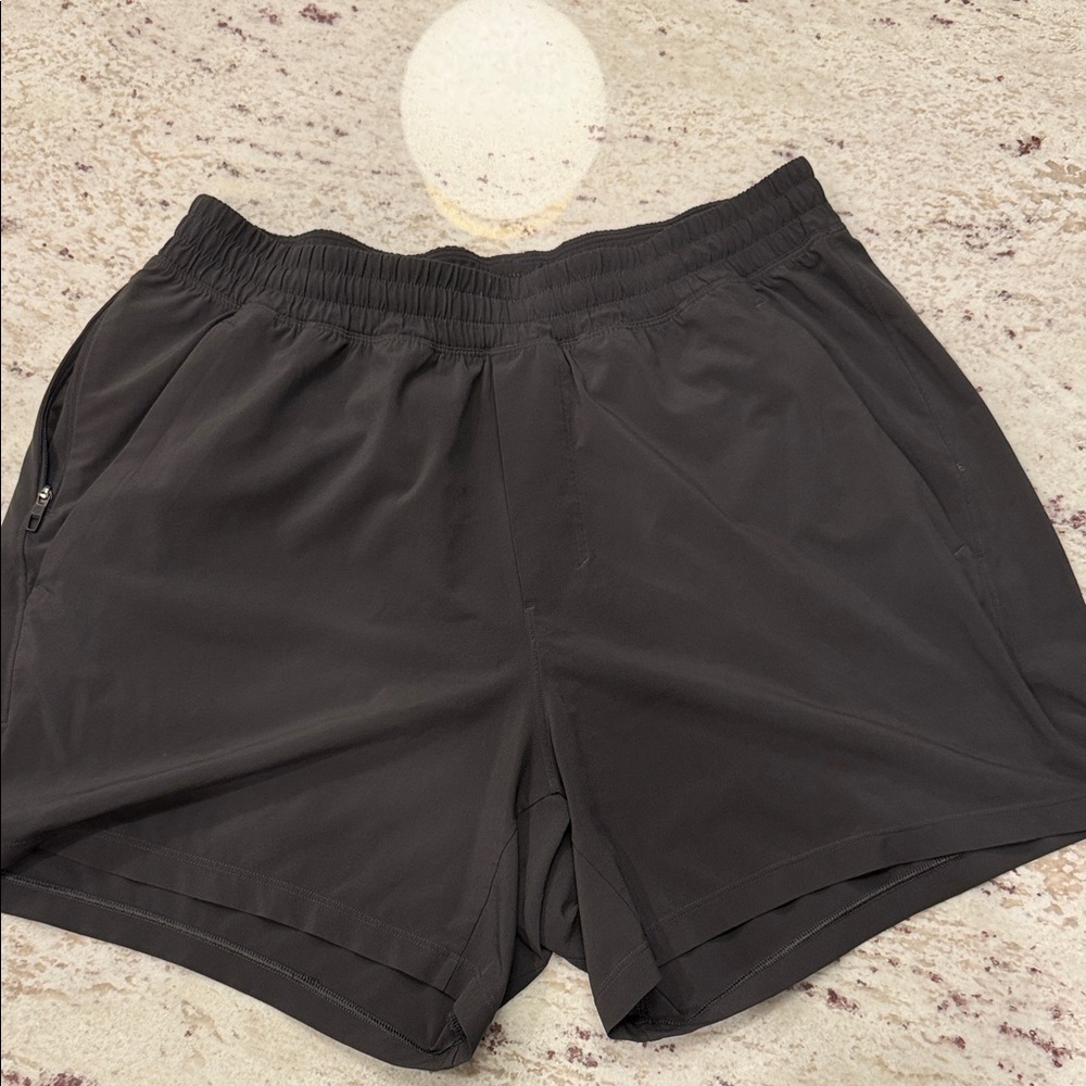 Lululemon pace breaker Men's dark grey Athletic Shorts